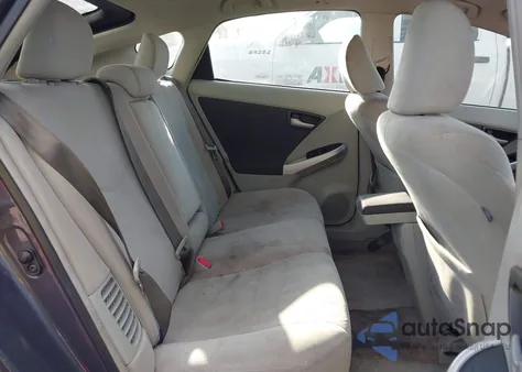 2011 Toyota Prius Two z USA, uszkodzony, nr VIN JTDKN3DU4B0318621